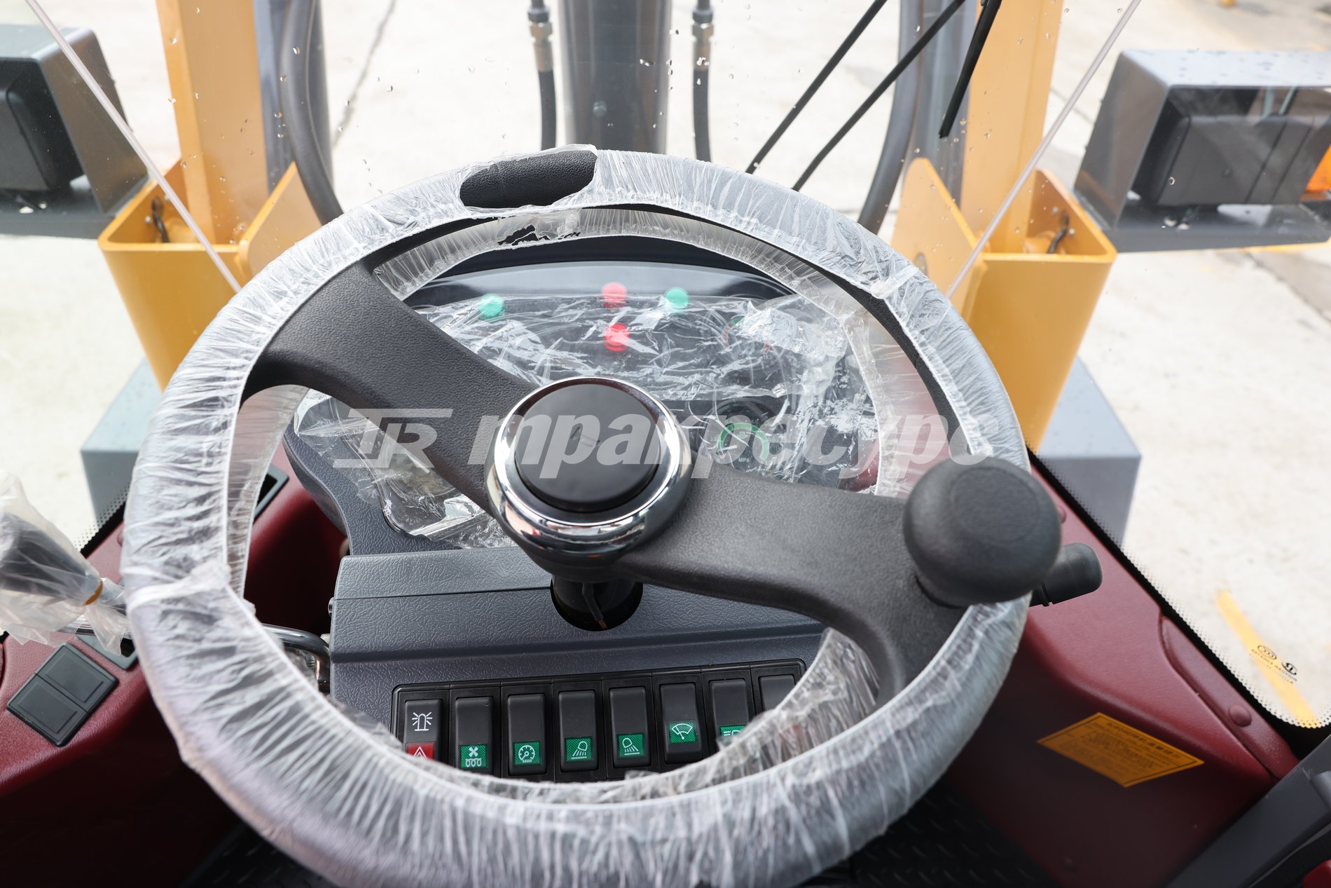 liftnet:gallery:/media/original_images/CDM936N-AGRI_14.JPG