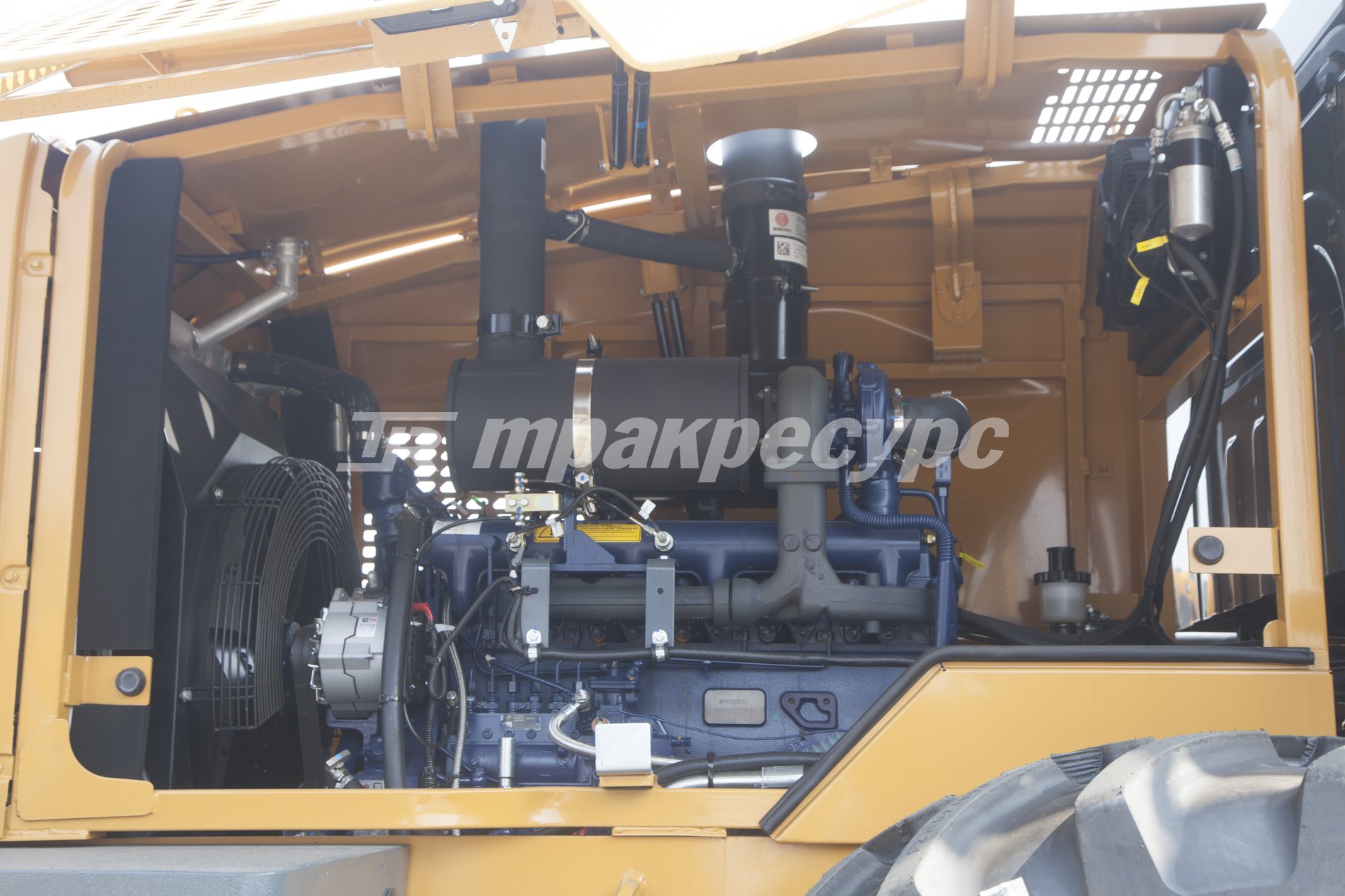 liftnet:gallery:/media/original_images/LG833G-AGRI_11.jpg